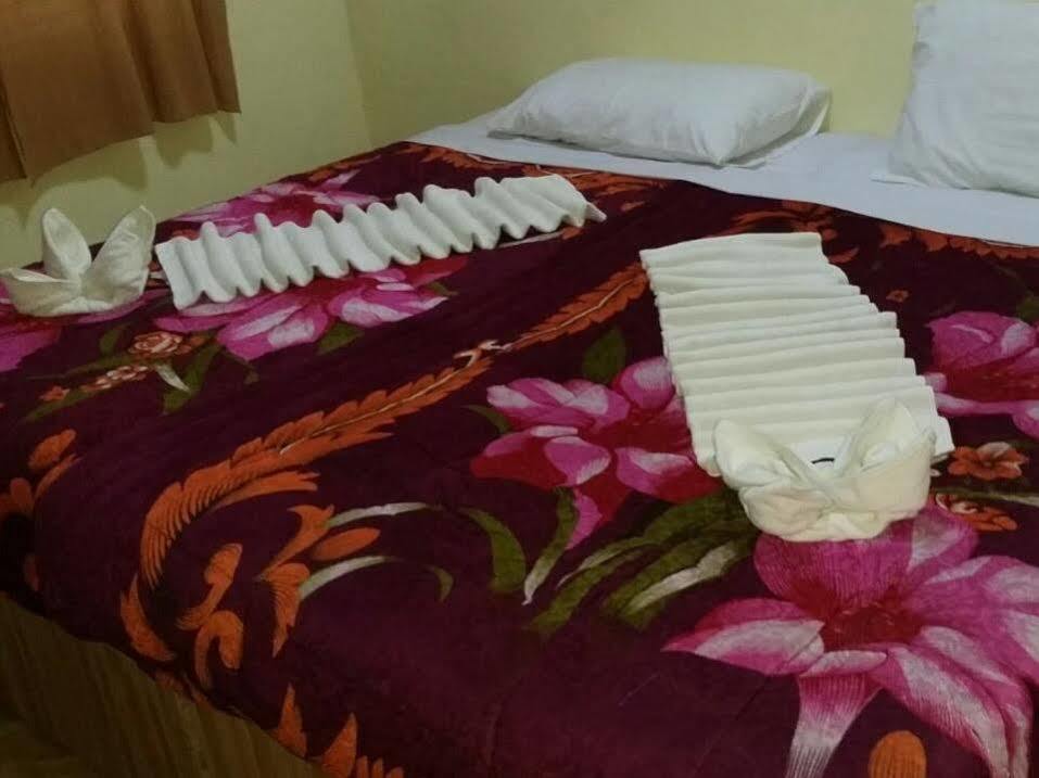 Friday Inn Няунг Шве Екстериор снимка